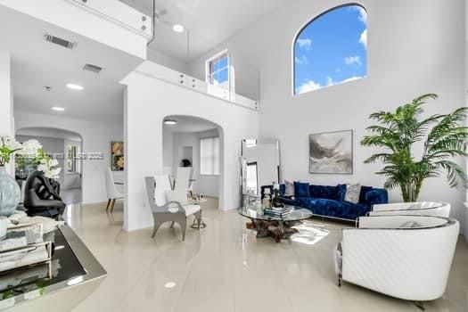Active With Contract: $885,000 (5 beds, 4 baths, 3202 Square Feet)