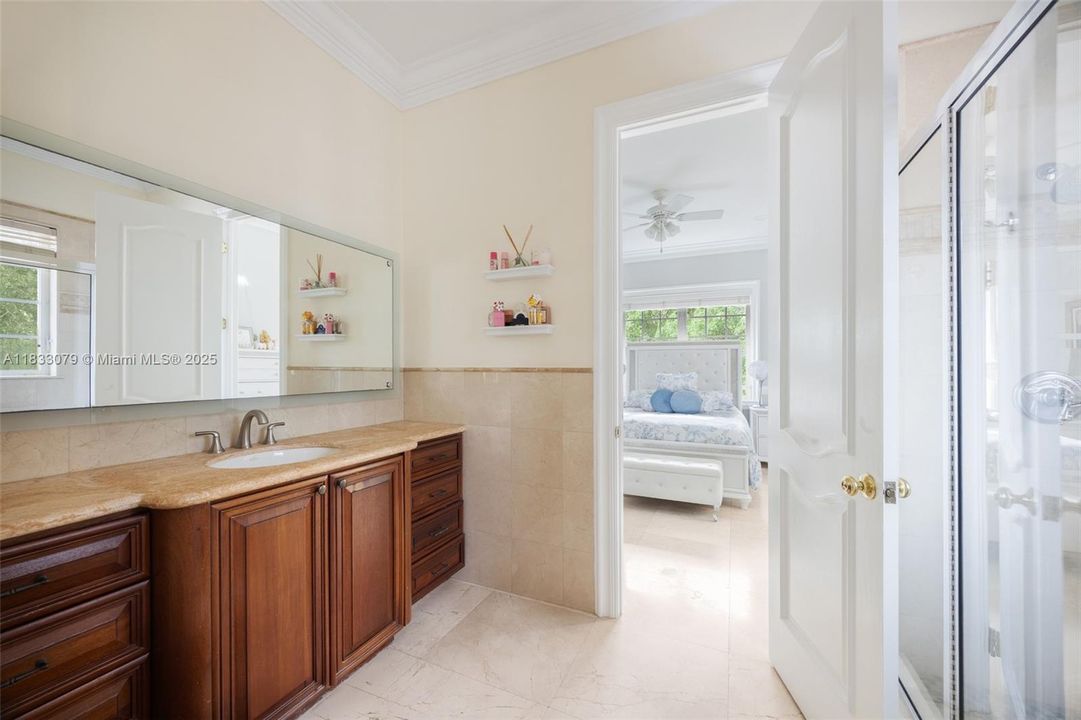 For Sale: $5,499,000 (7 beds, 6 baths, 9792 Square Feet)