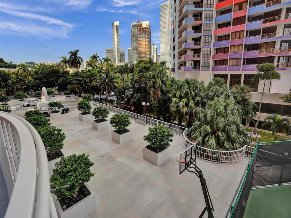 待售: $949,000 (3 贝兹, 2 浴室, 1732 平方英尺)