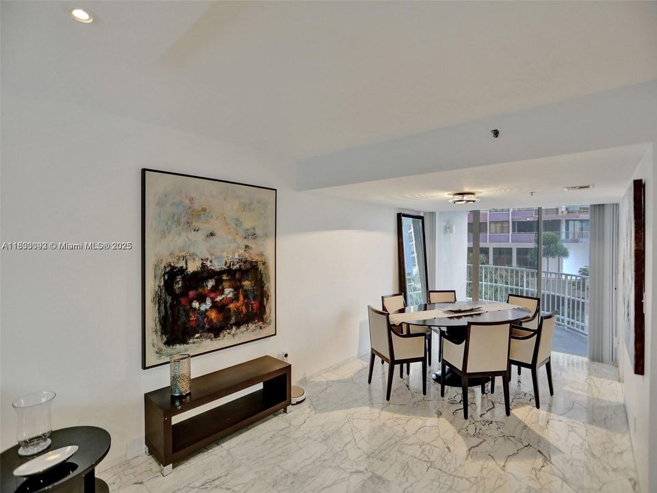 待售: $949,000 (3 贝兹, 2 浴室, 1732 平方英尺)