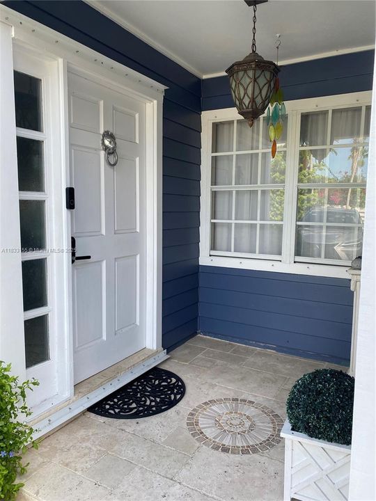 Active With Contract: $620,000 (3 beds, 3 baths, 1610 Square Feet)