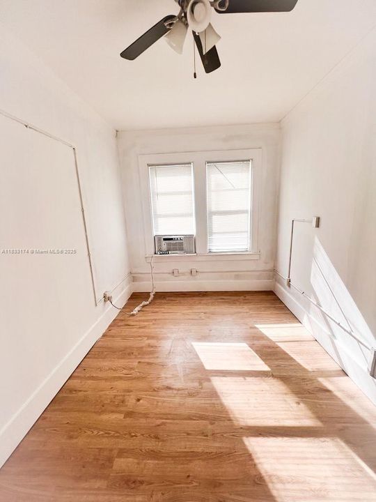 На продажу: $1,195,000 (0 спален, 0 ванн, 3510 Квадратных фут)