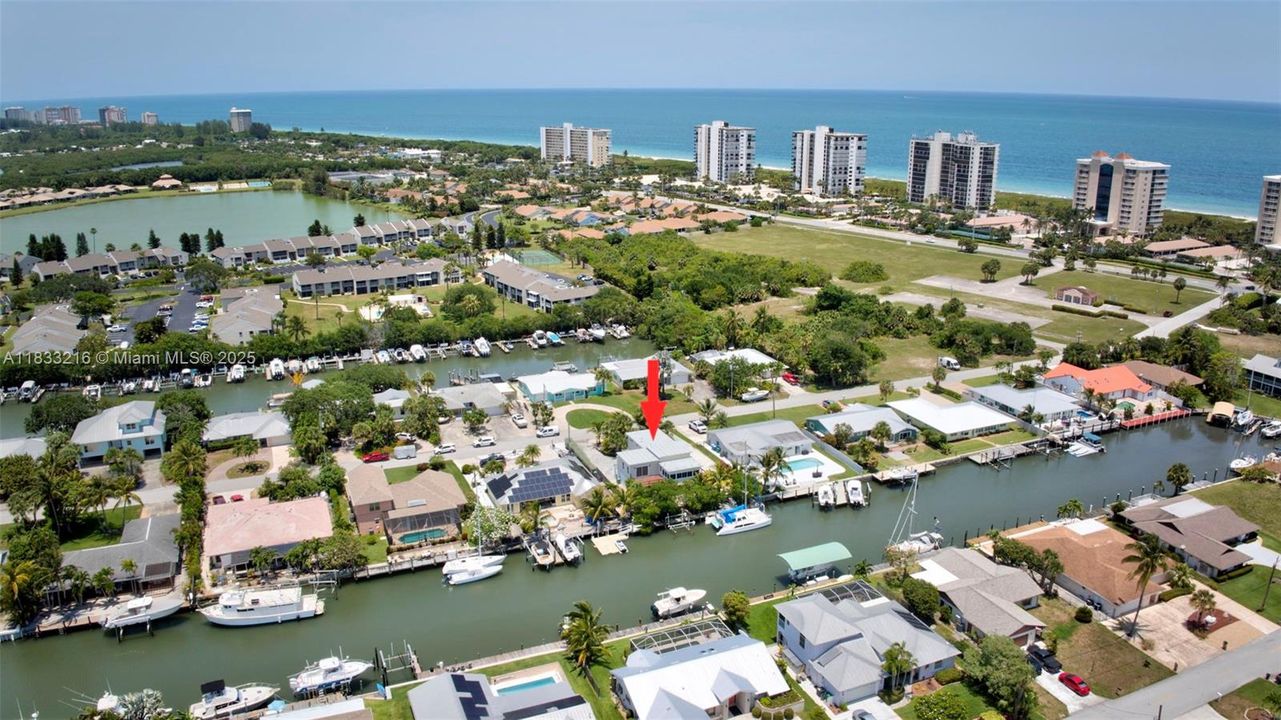 For Sale: $950,000 (3 beds, 2 baths, 2572 Square Feet)