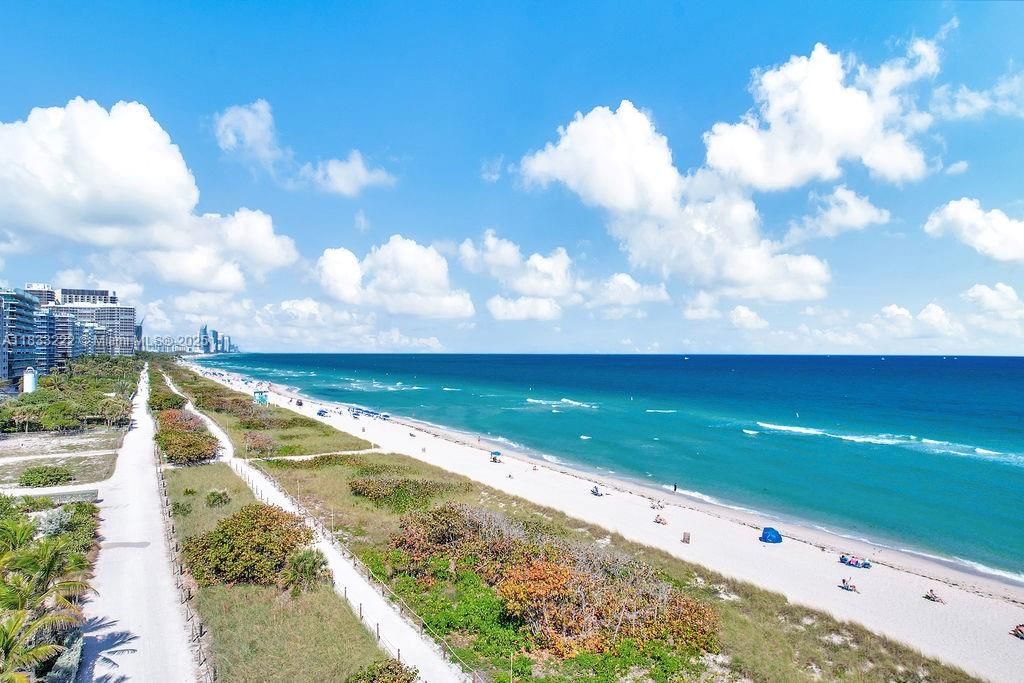 Recently Sold: $1,055,000 (3 beds, 2 baths, 1161 Square Feet)