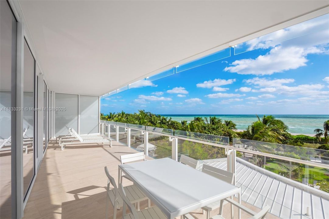 For Sale: $18,750,000 (4 beds, 5 baths, 4323 Square Feet)