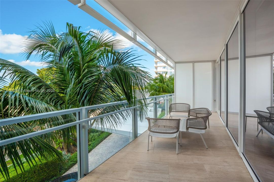 For Sale: $18,750,000 (4 beds, 5 baths, 4323 Square Feet)