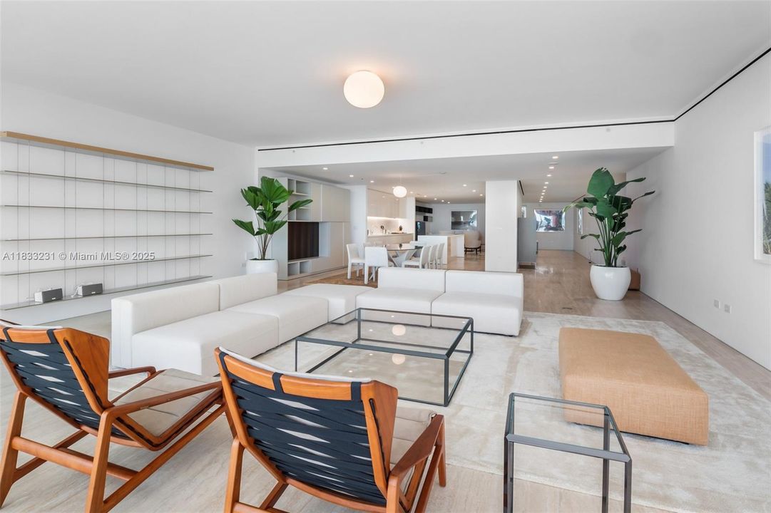 For Sale: $18,750,000 (4 beds, 5 baths, 4323 Square Feet)