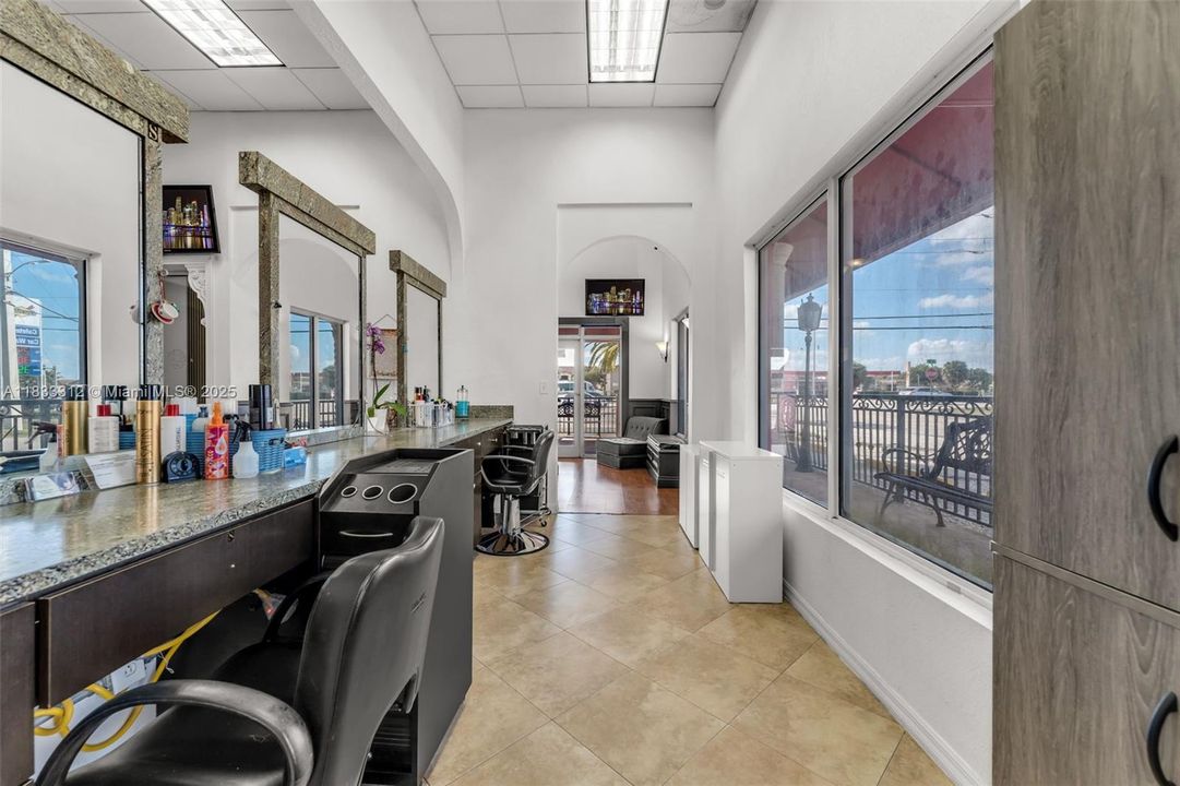 Recently Sold: $3,200,000 (0 beds, 0 baths, 0 Square Feet)