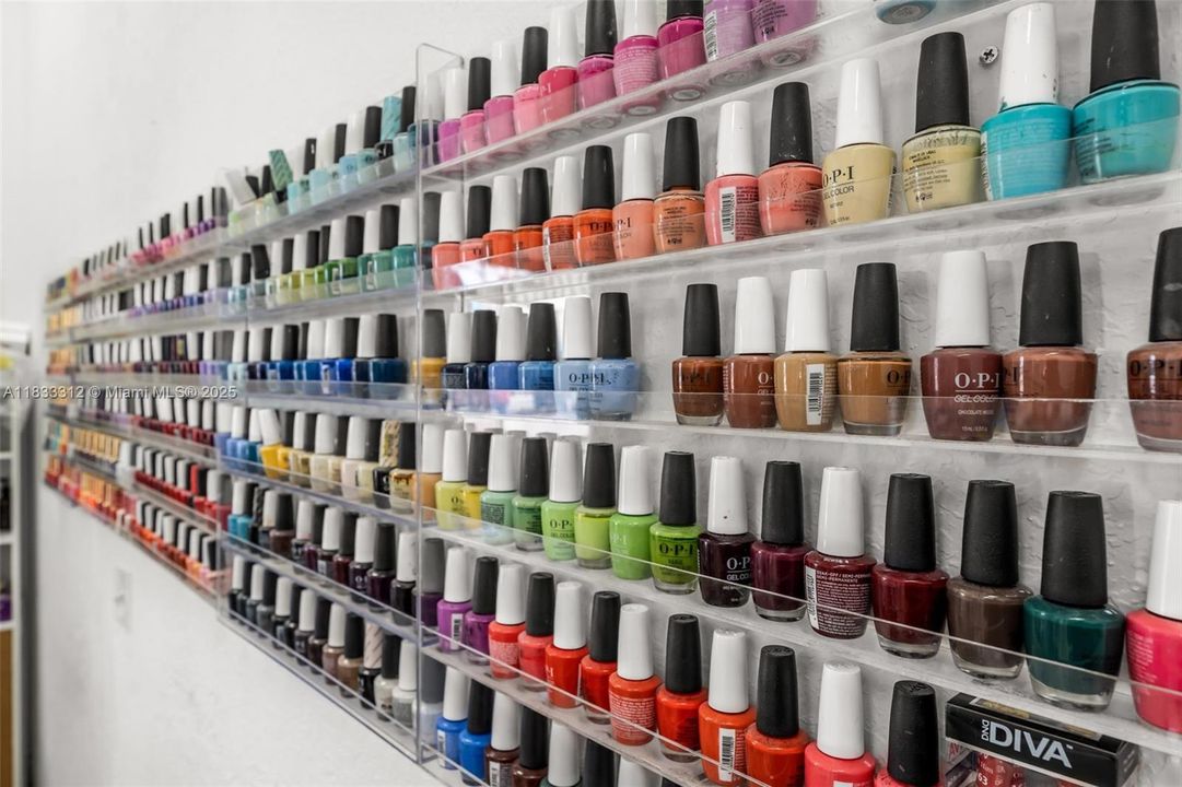 Recently Sold: $3,200,000 (0 beds, 0 baths, 0 Square Feet)