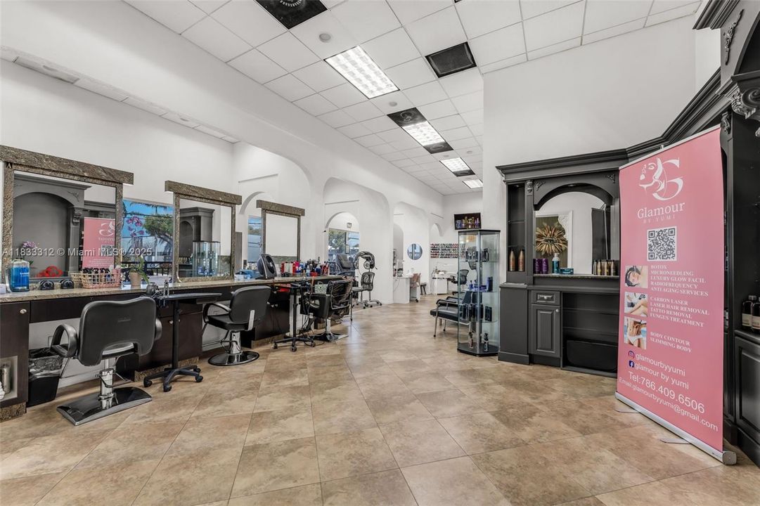 Recently Sold: $3,200,000 (0 beds, 0 baths, 0 Square Feet)