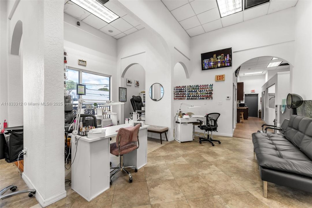 Recently Sold: $3,200,000 (0 beds, 0 baths, 0 Square Feet)