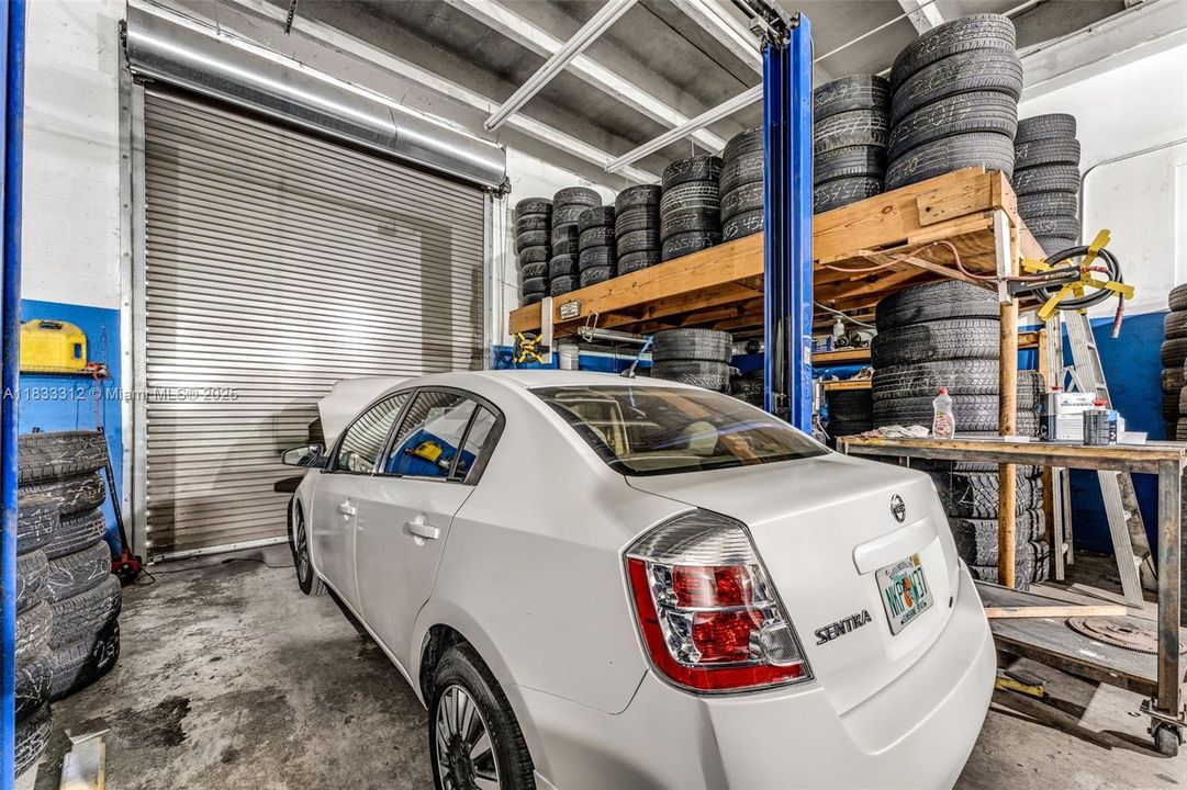 Recently Sold: $3,200,000 (0 beds, 0 baths, 0 Square Feet)