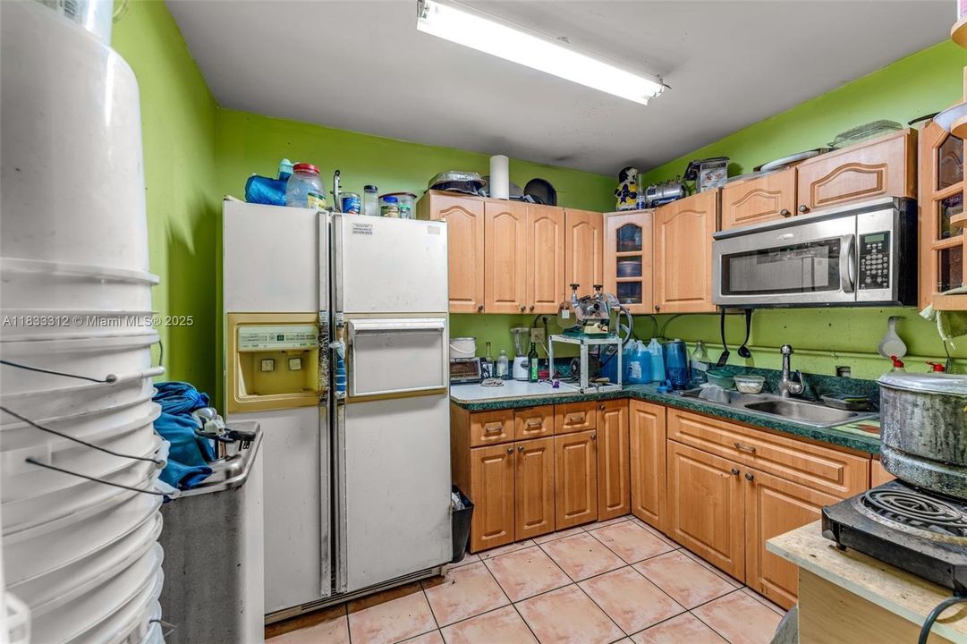 Recently Sold: $3,200,000 (0 beds, 0 baths, 0 Square Feet)