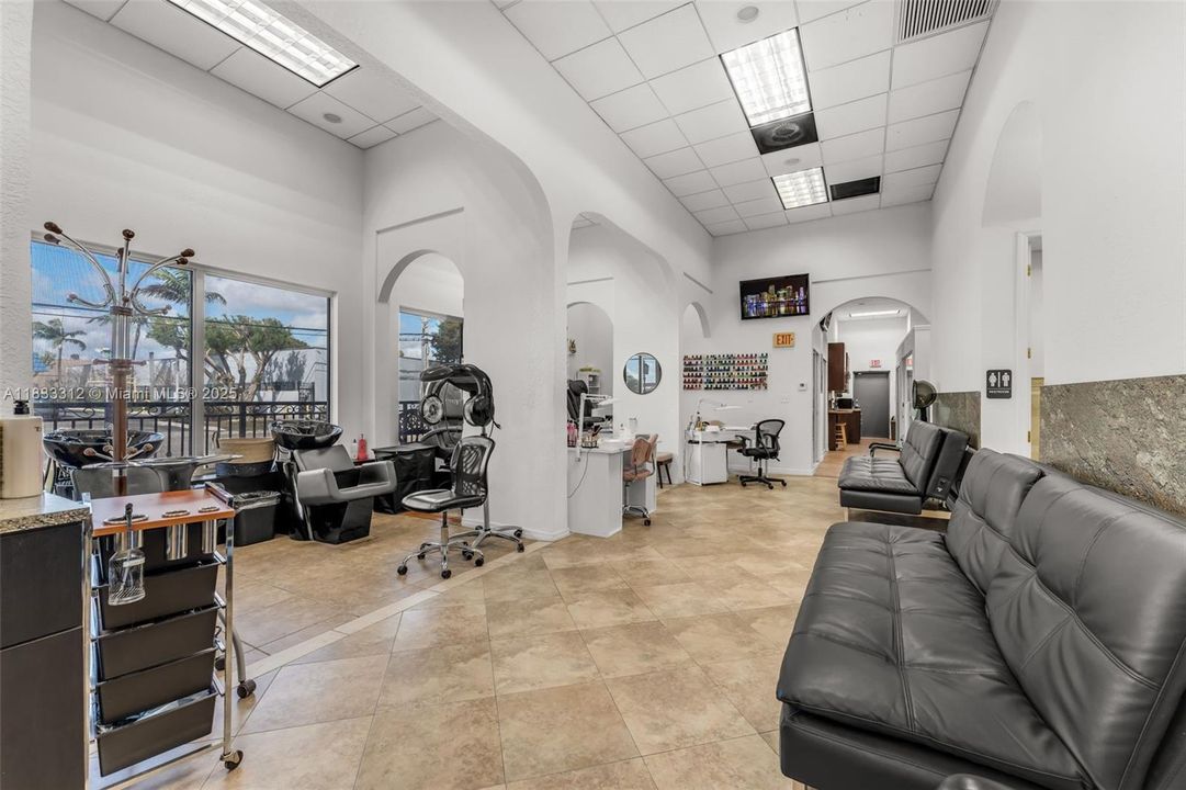 Recently Sold: $3,200,000 (0 beds, 0 baths, 0 Square Feet)