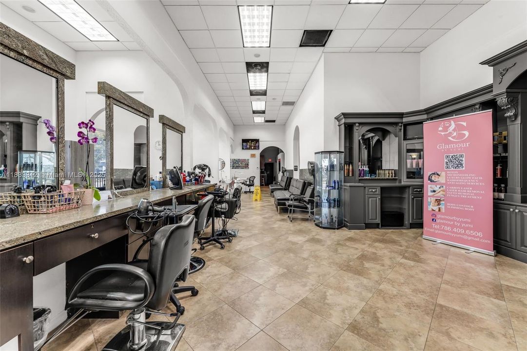 Recently Sold: $3,200,000 (0 beds, 0 baths, 0 Square Feet)