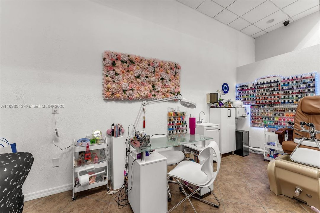 Recently Sold: $3,200,000 (0 beds, 0 baths, 0 Square Feet)