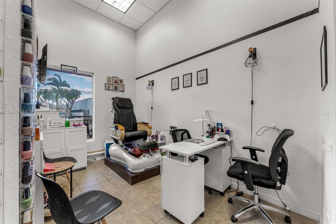 Recently Sold: $3,200,000 (0 beds, 0 baths, 0 Square Feet)