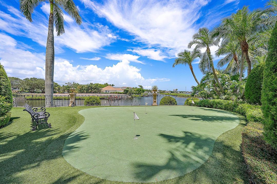 Backyard Putting Green