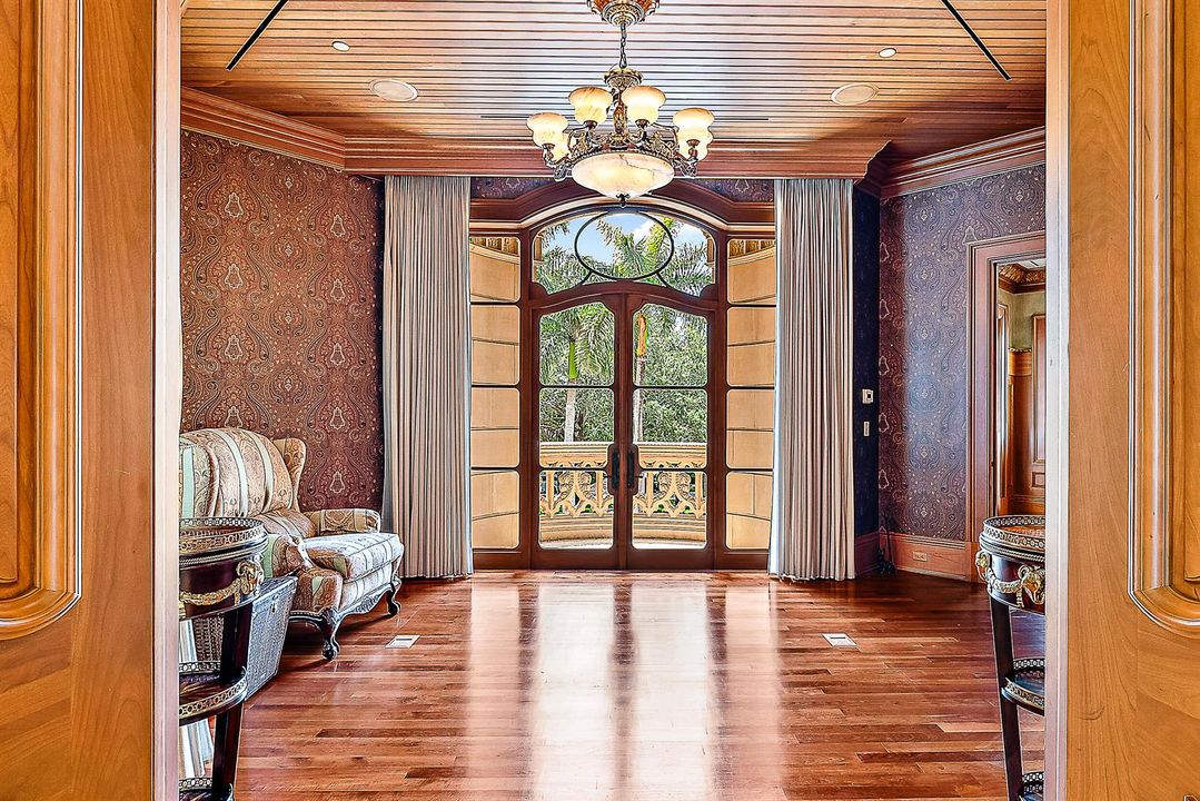 Guest Sitting area