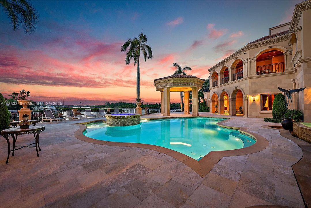 En Venta: $36,000,000 (9 camas, 13 baños, 24320 Pies cuadrados)