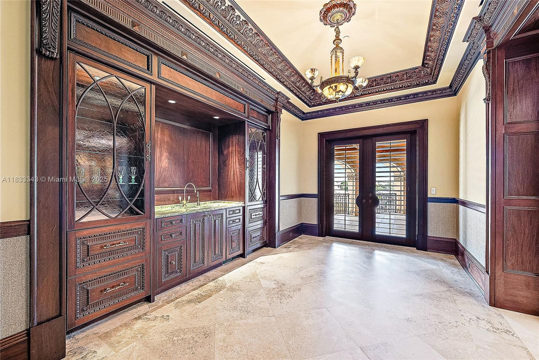 Foyer Entry to Club Room