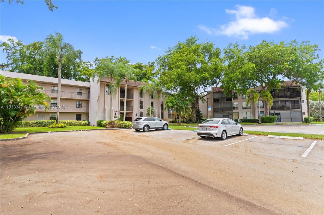 Front View Building 8150