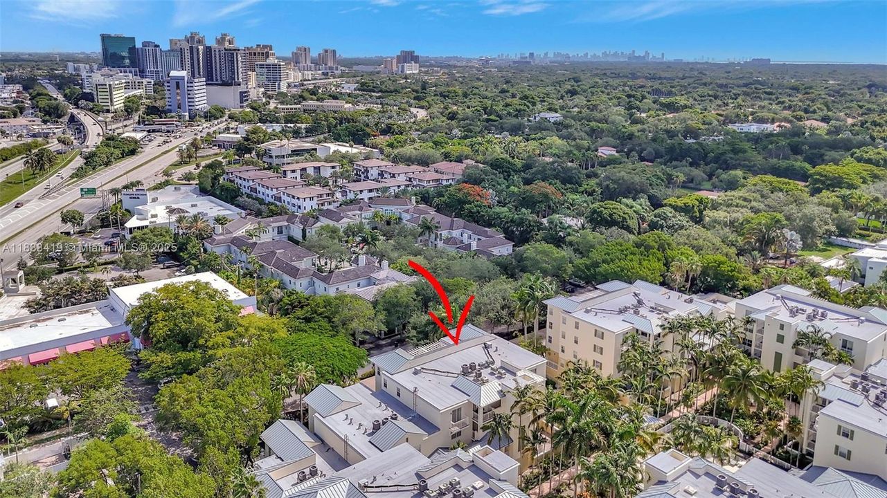 На продажу: $974,900 (4 спален, 2 ванн, 1864 Квадратных фут)