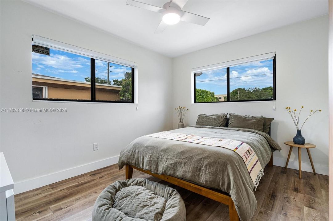 Недавно продано: $524,000 (4 спален, 2 ванн, 1546 Квадратных фут)