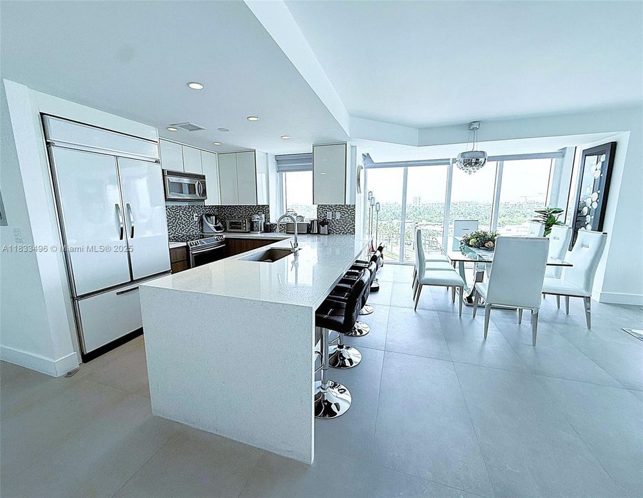 En Venta: $1,950,000 (3 camas, 2 baños, 1300 Pies cuadrados)