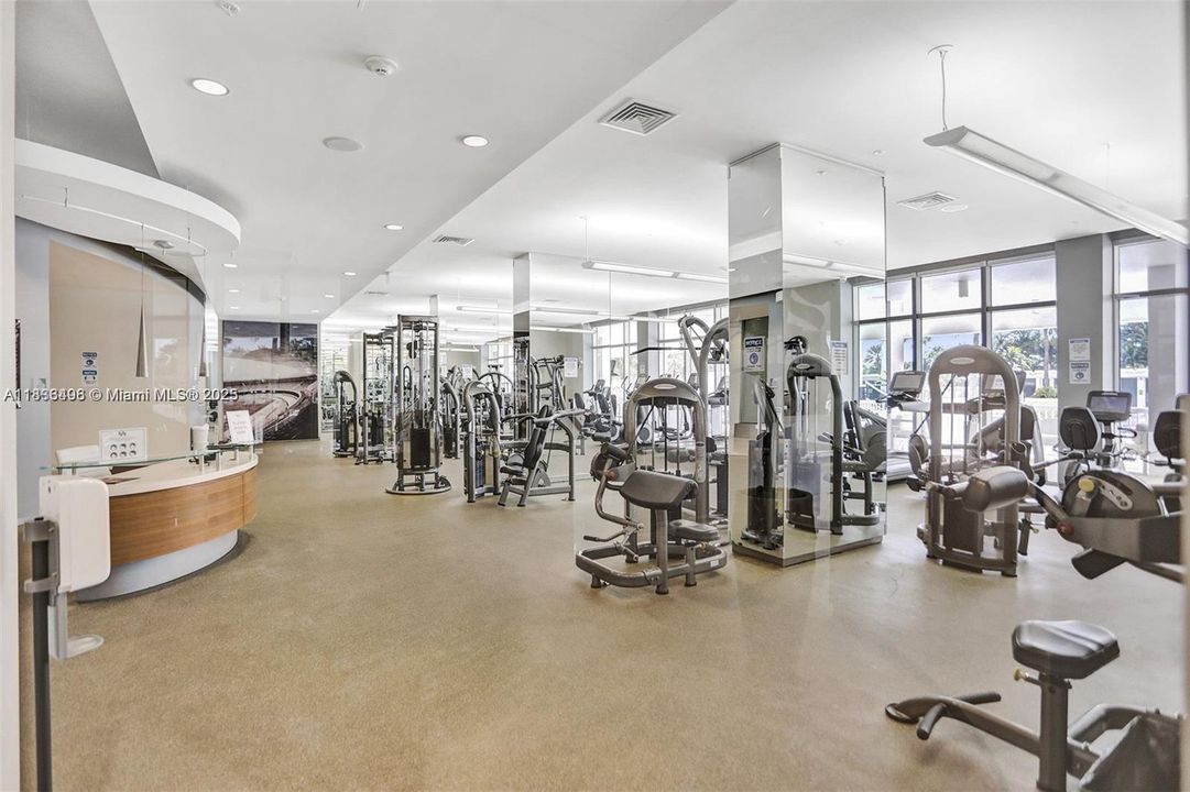 En Venta: $1,950,000 (3 camas, 2 baños, 1300 Pies cuadrados)