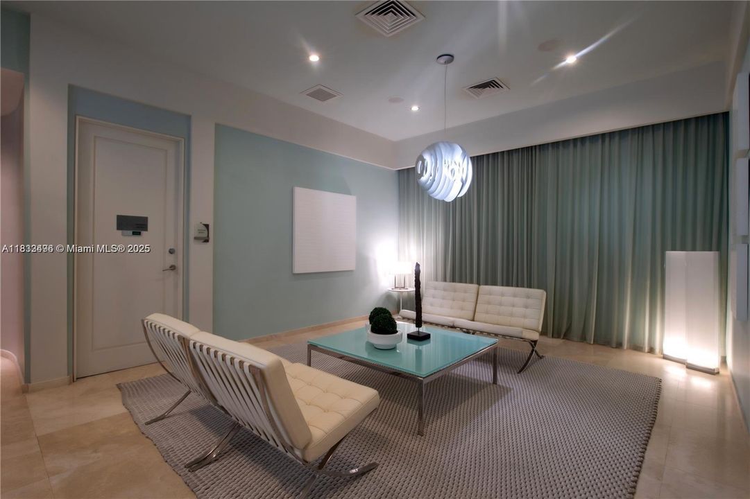 En Venta: $1,950,000 (3 camas, 2 baños, 1300 Pies cuadrados)