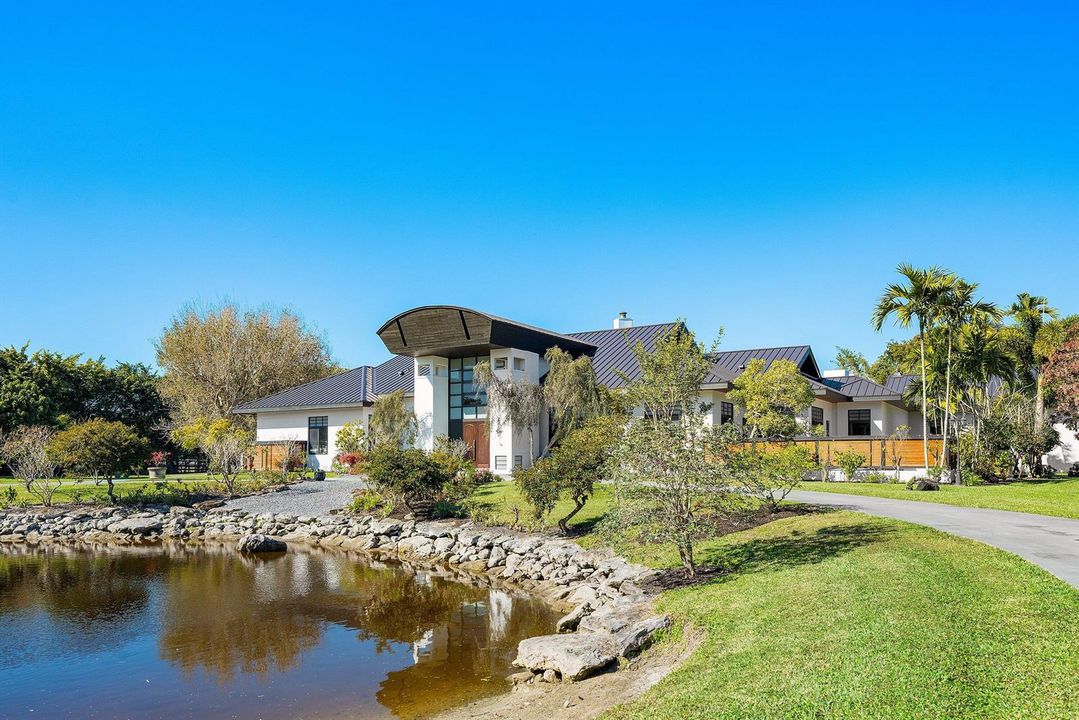 003-8549SurreyLane-BocaRaton-FL-33496-SM