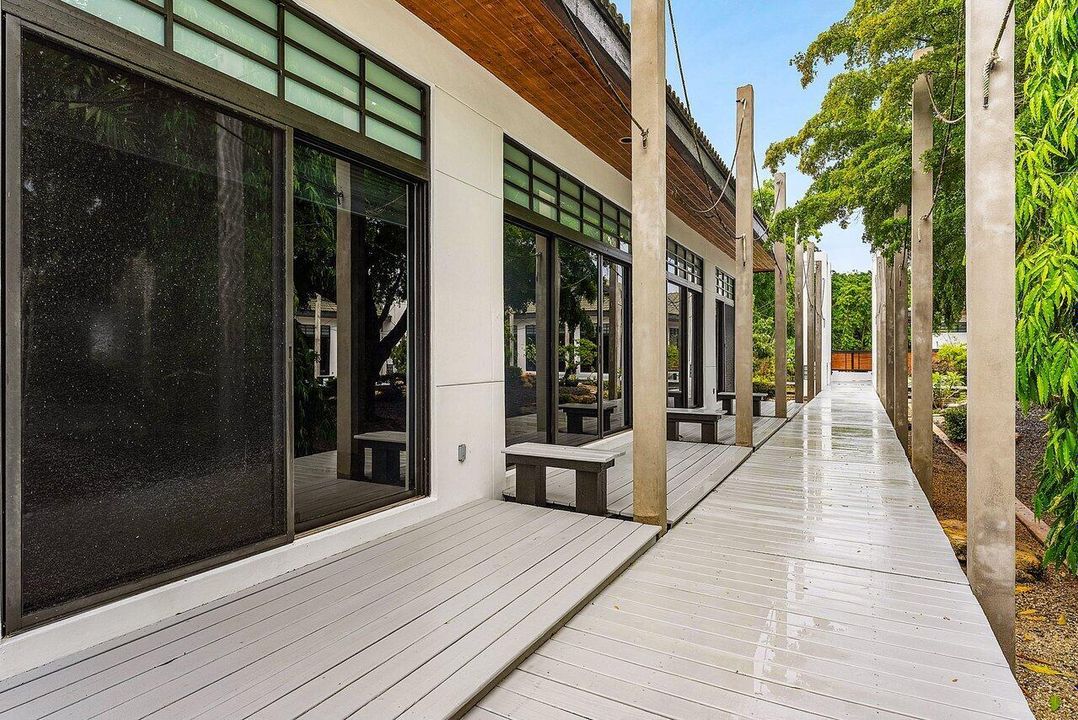 065-8549SurreyLane-BocaRaton-FL-33496-SM