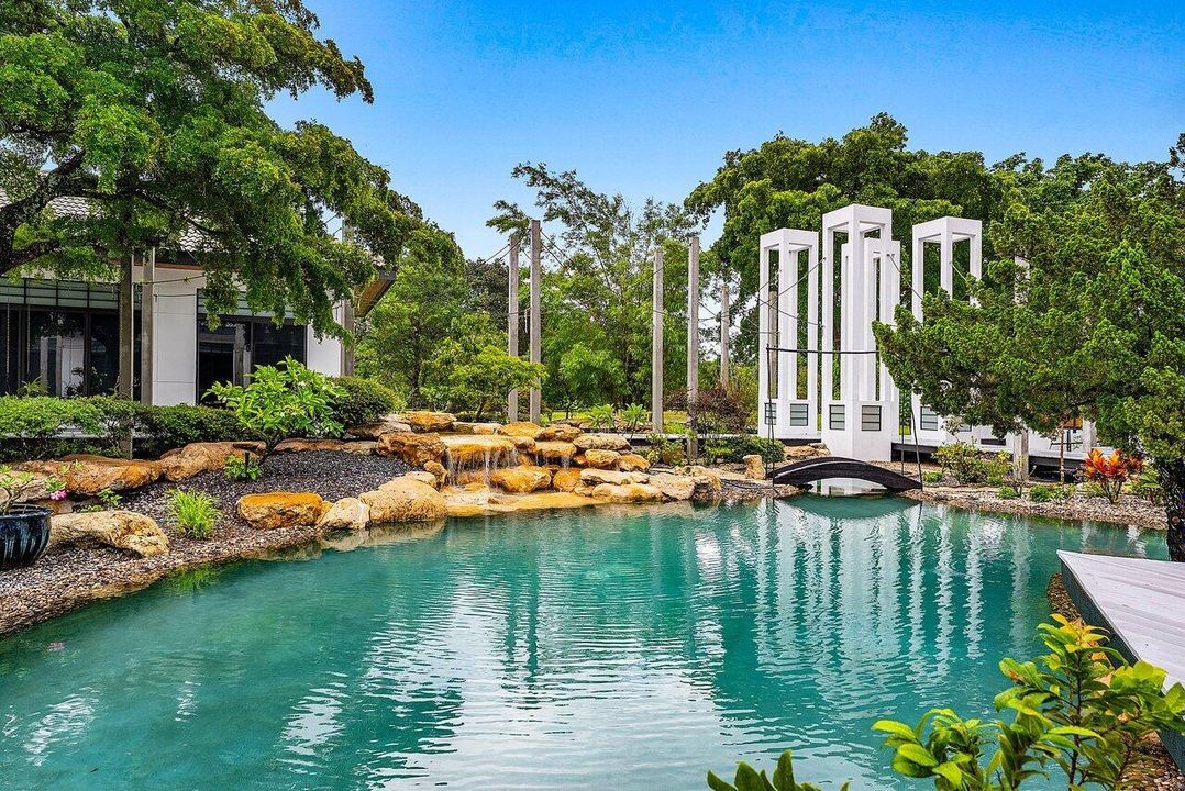 071-8549SurreyLane-BocaRaton-FL-33496-SM
