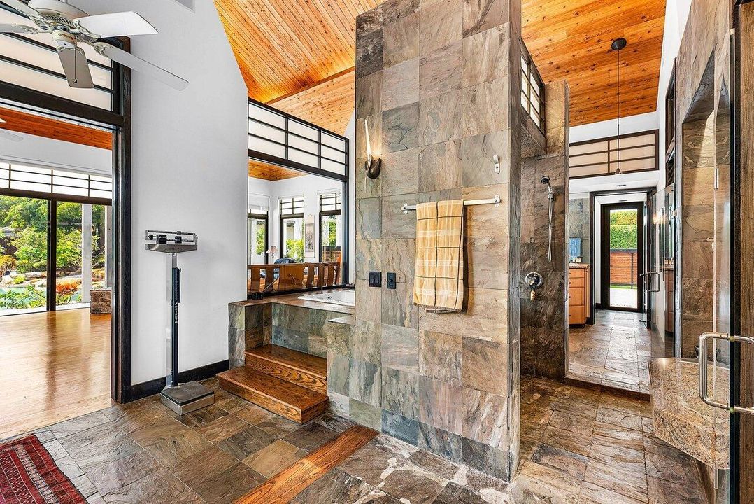 054-8549SurreyLane-BocaRaton-FL-33496-SM