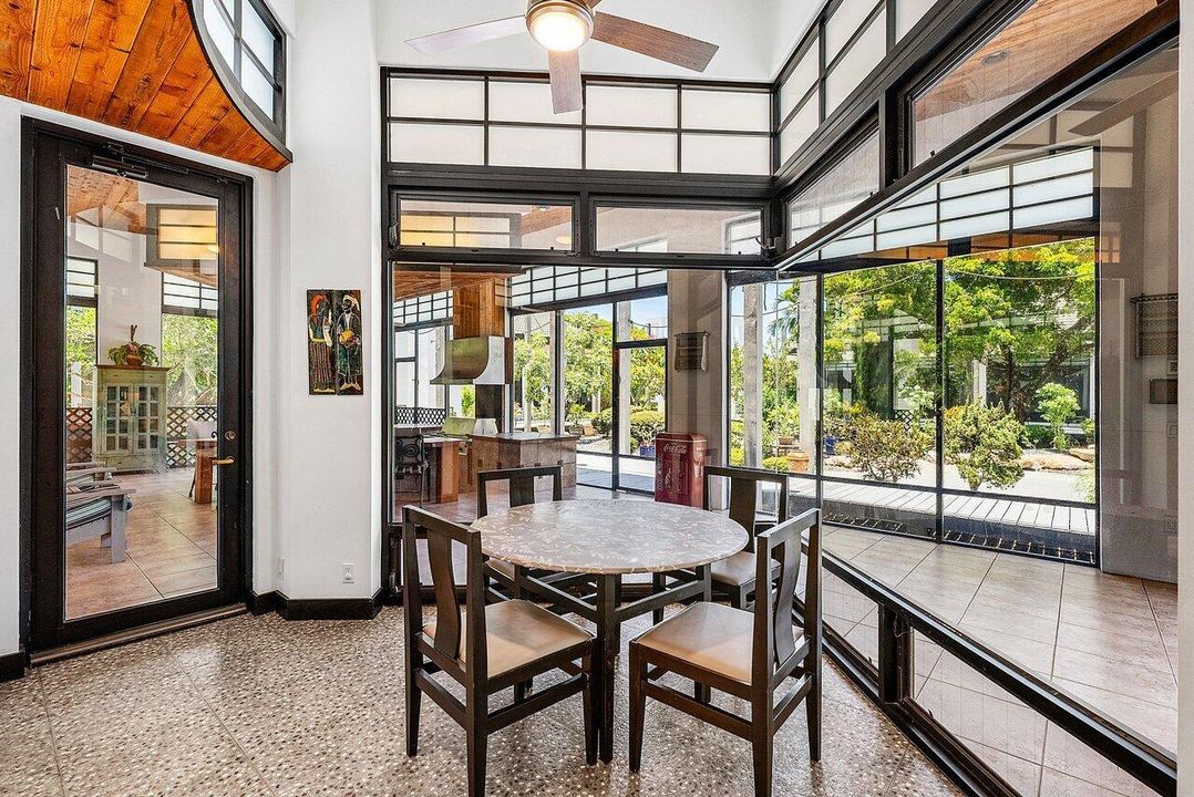 037-8549SurreyLane-BocaRaton-FL-33496-SM