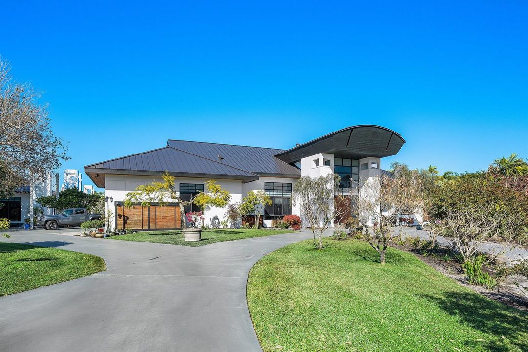 001-8549SurreyLane-BocaRaton-FL-33496-SM
