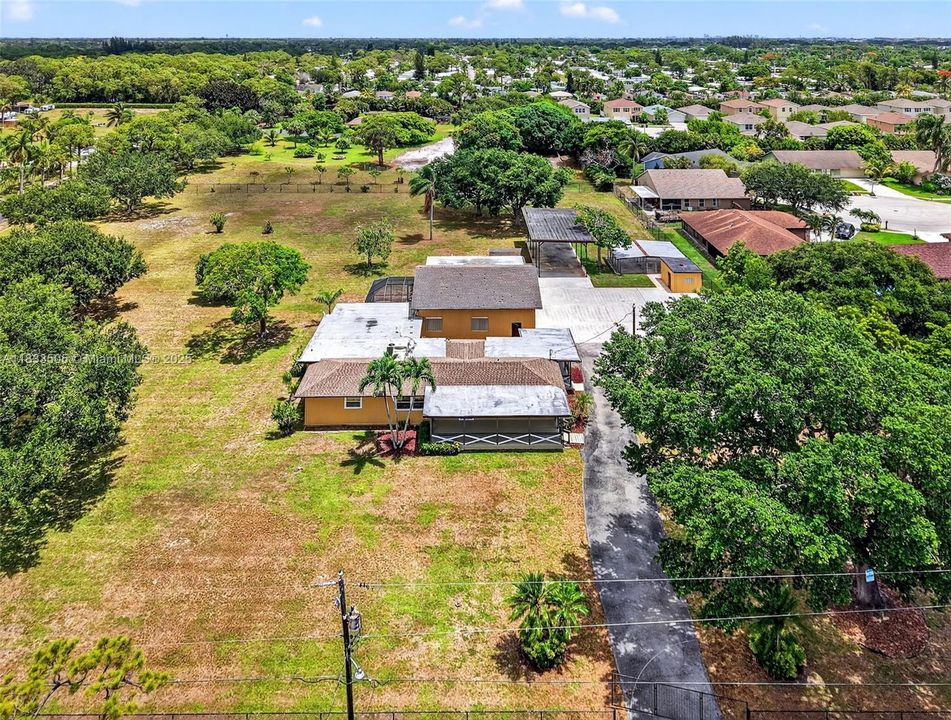 Recently Sold: $1,200,000 (2 beds, 2 baths, 2103 Square Feet)