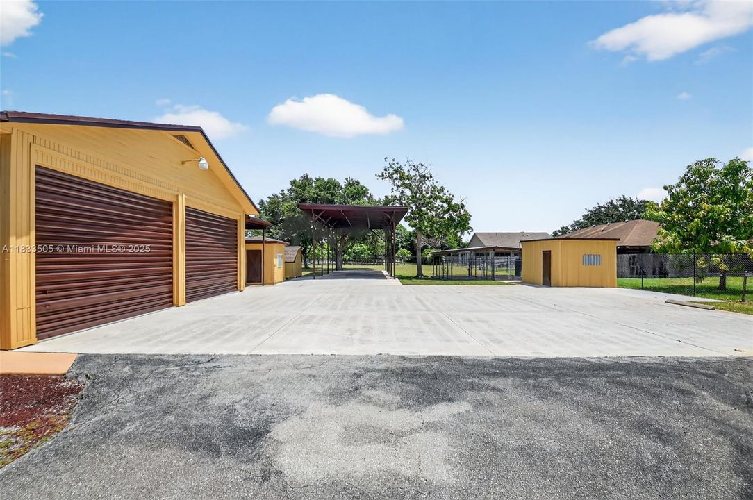 Recently Sold: $1,200,000 (2 beds, 2 baths, 2103 Square Feet)