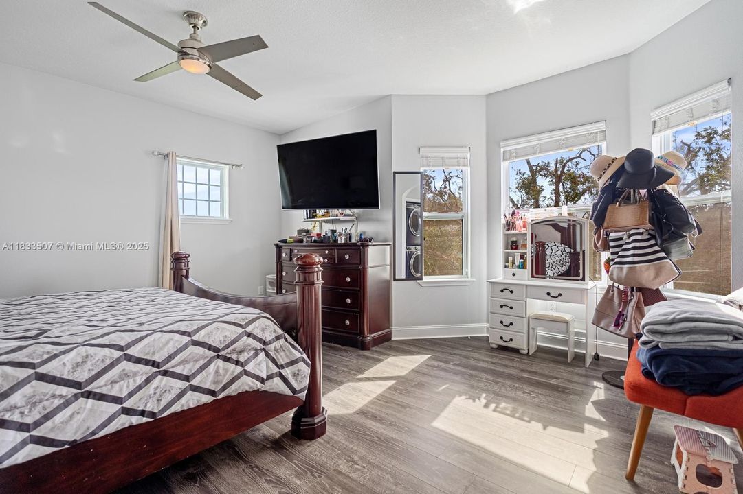 Active With Contract: $770,000 (4 beds, 2 baths, 0 Square Feet)