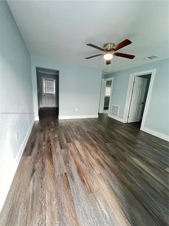 Recently Sold: $650,000 (0 beds, 0 baths, 2600 Square Feet)