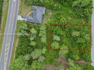 На продажу: $60,000 (0.27 acres)