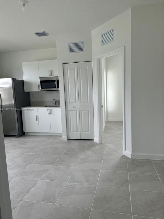 Active With Contract: $4,200 (4 beds, 3 baths, 0 Square Feet)