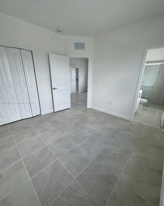 Active With Contract: $4,200 (4 beds, 3 baths, 0 Square Feet)