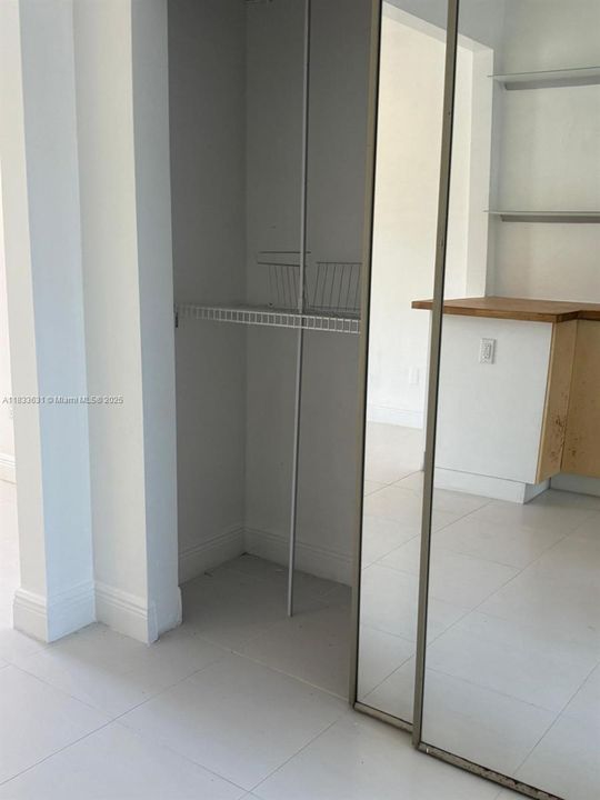 Vendido Recientemente: $126,000 (0 camas, 1 baños, 380 Pies cuadrados)