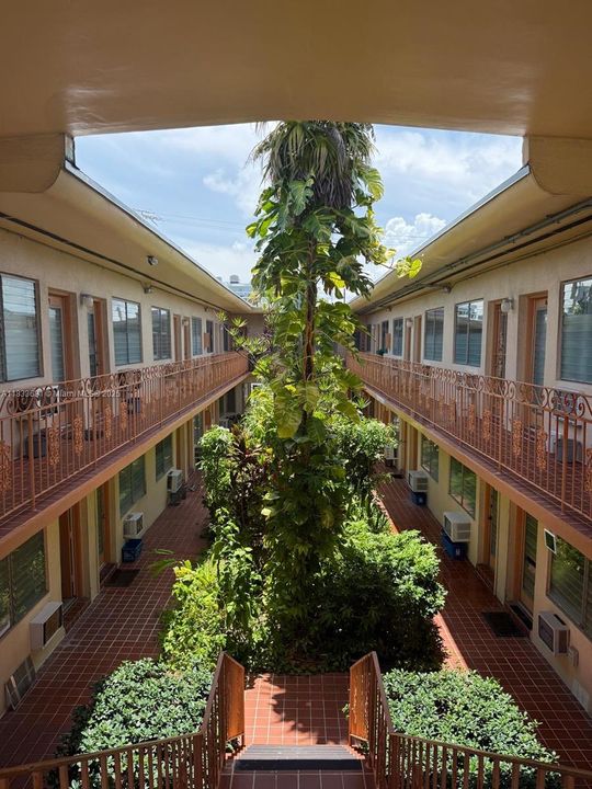 Vendido Recientemente: $126,000 (0 camas, 1 baños, 380 Pies cuadrados)