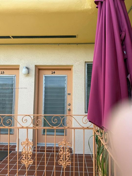 Vendido Recientemente: $126,000 (0 camas, 1 baños, 380 Pies cuadrados)