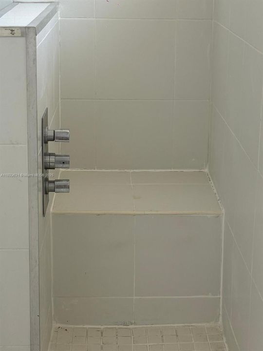 Vendido Recientemente: $126,000 (0 camas, 1 baños, 380 Pies cuadrados)