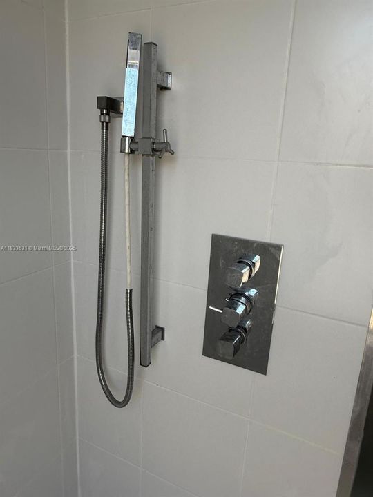 Vendido Recientemente: $126,000 (0 camas, 1 baños, 380 Pies cuadrados)