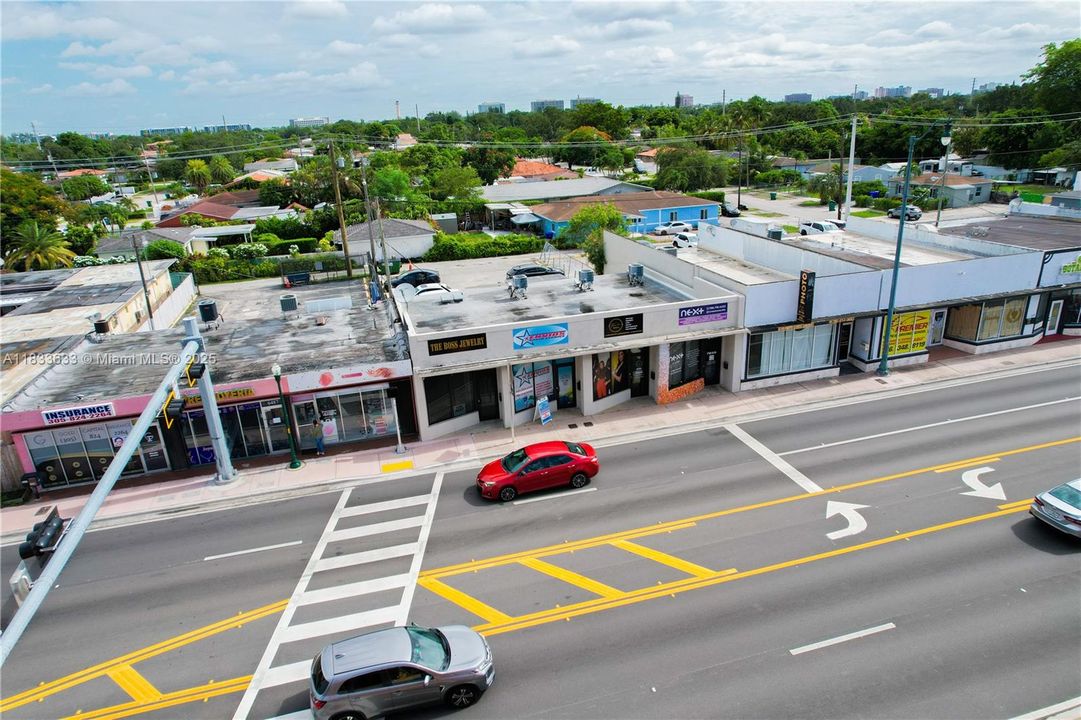 合同活跃: $1,500,000 (0 贝兹, 0 浴室, 0 平方英尺)